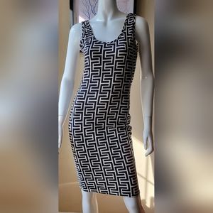 B Famous USA dress size L